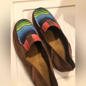 Ariat leather cruisers, size 9, fits like a 9-1/2. Never worn outside.